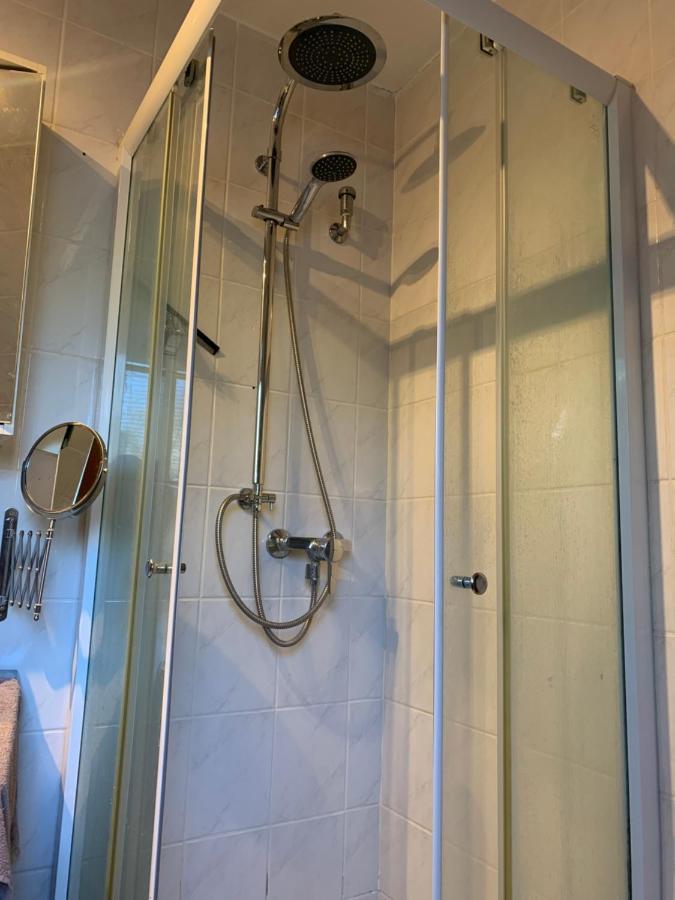 Privates Ferienzimmer An Der Nordsee Husum  Eksteriør bilde